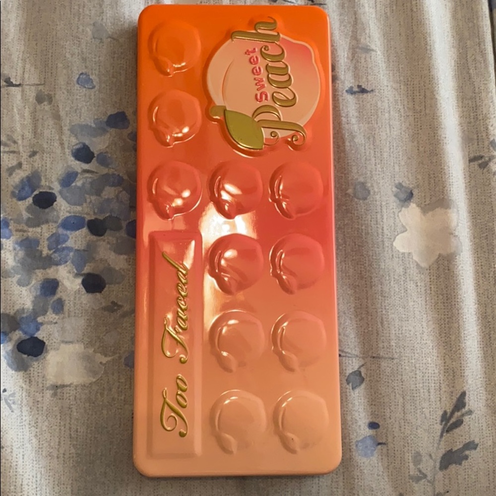Too Faced Sweet Peach Palette